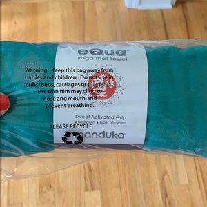 Manduka eQua Yoga Mat Towel